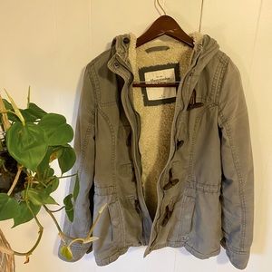 Super comfy Sherpa-Lined Abercrombie Jacket.
